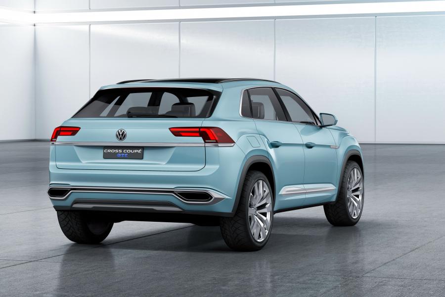  Volkswagen Cross Coupe GTE Concept 2015 года  (фото 12 из 14)